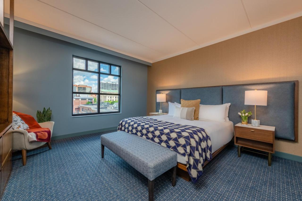 Hotel The Bradley Fort Wayne Exterior foto